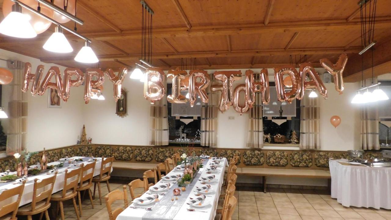 Gasthof Gruener Baum Oberlangfurth エクステリア 写真